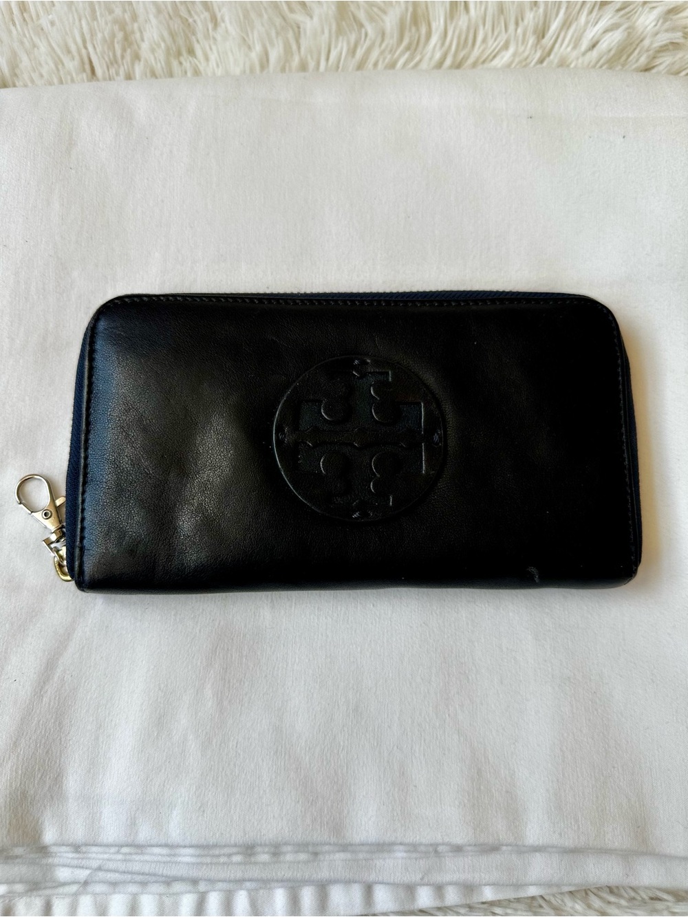 Tory Burch Bombe T Zip Continental Wallet Black Leather Logo Wristlet Clutch - Picture 1 of 10